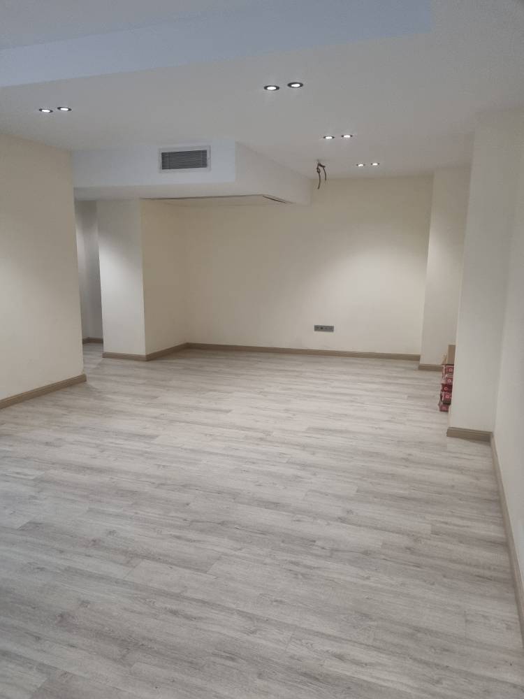 آپارتمان نوساز ۲۰۵ متری