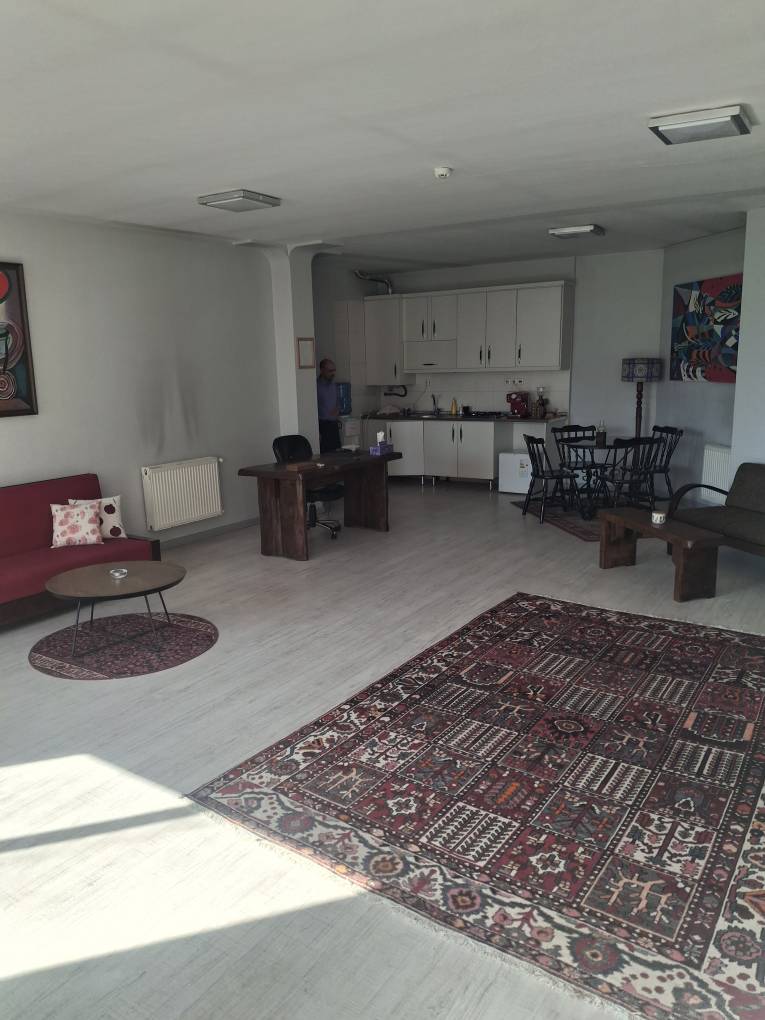 ۹۵ متر پارک قیطریه
