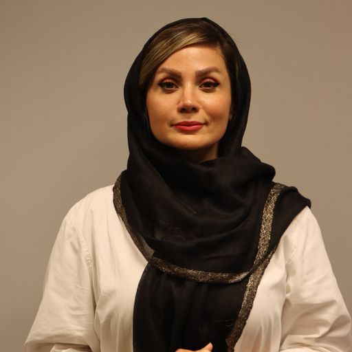 خانم شجاعی